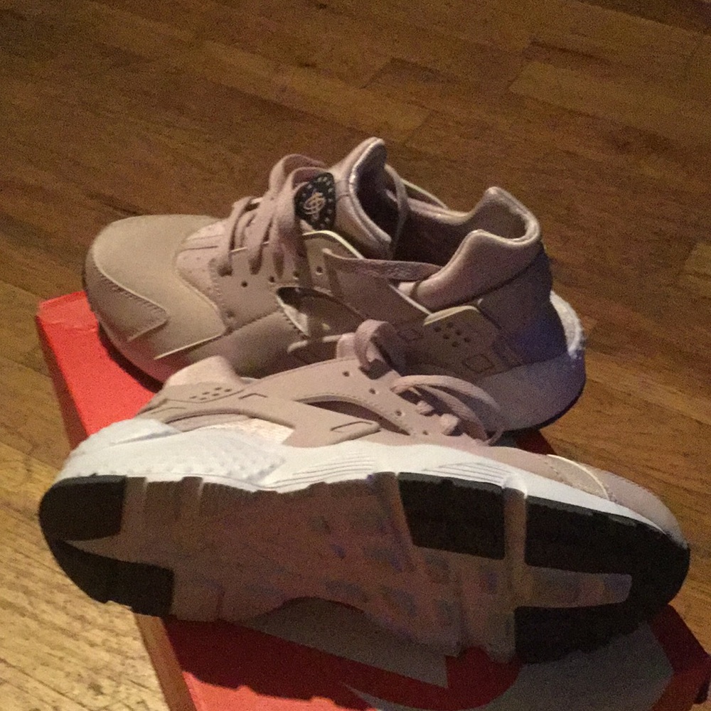 Nike HUARACHES